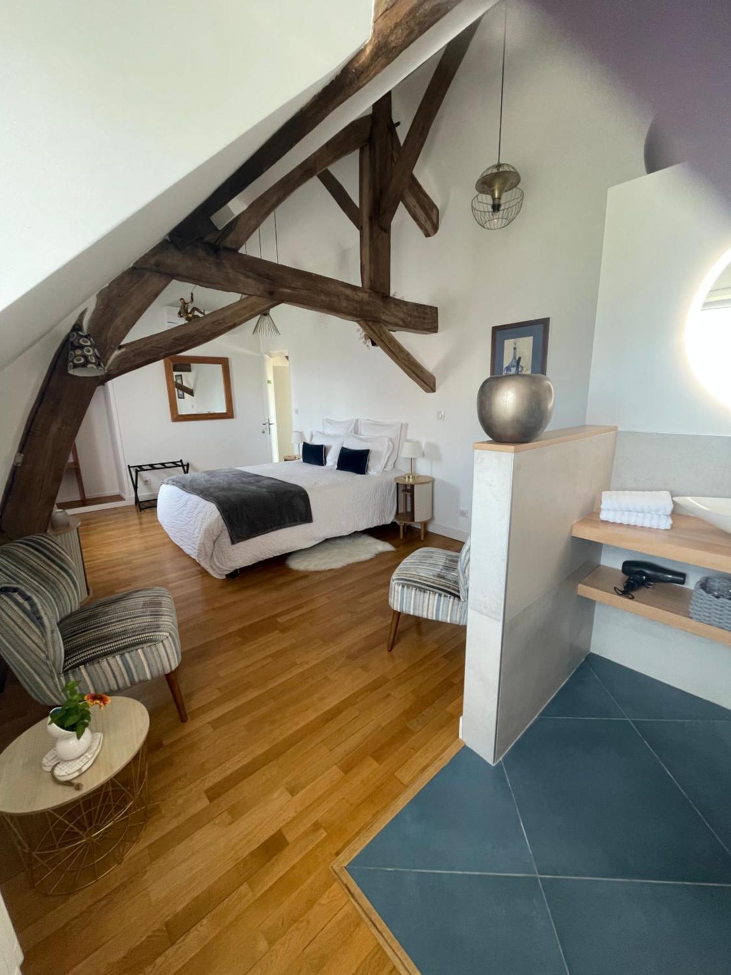Le Clos Du Q'Hatre Clery-Saint-Andre Экстерьер фото